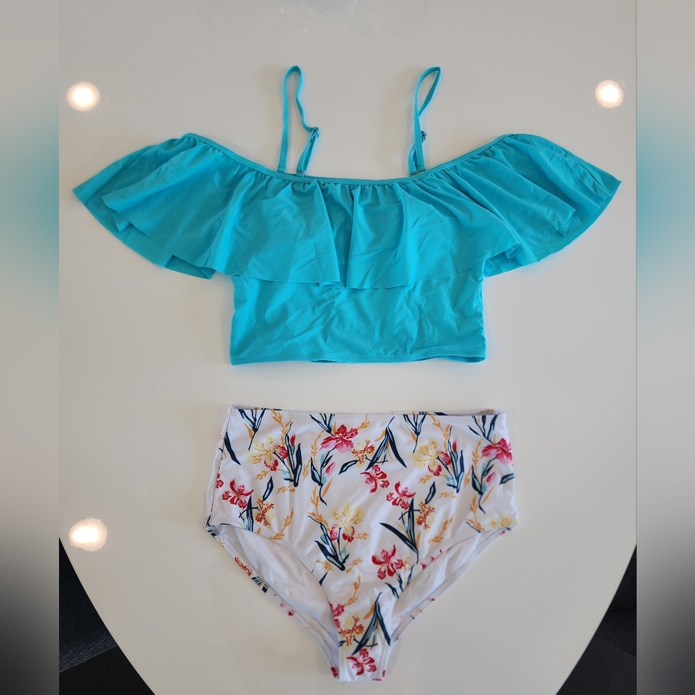 Venus 2 Piece Retro Swim Set, XL. Multi